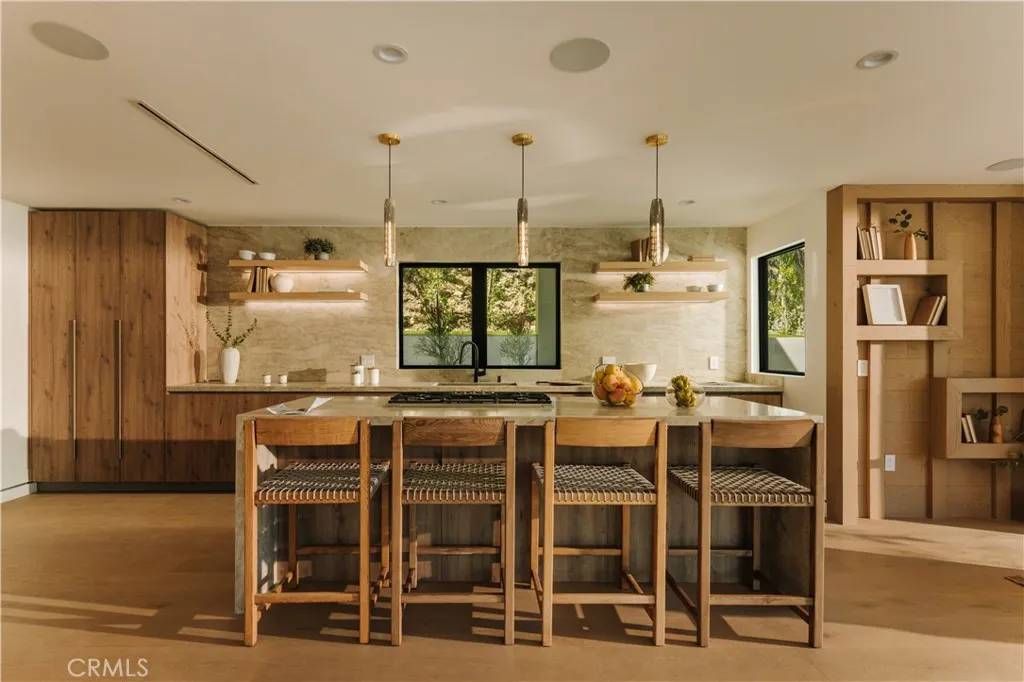 Los Angeles, CA 90046,2608 Zorada Drive