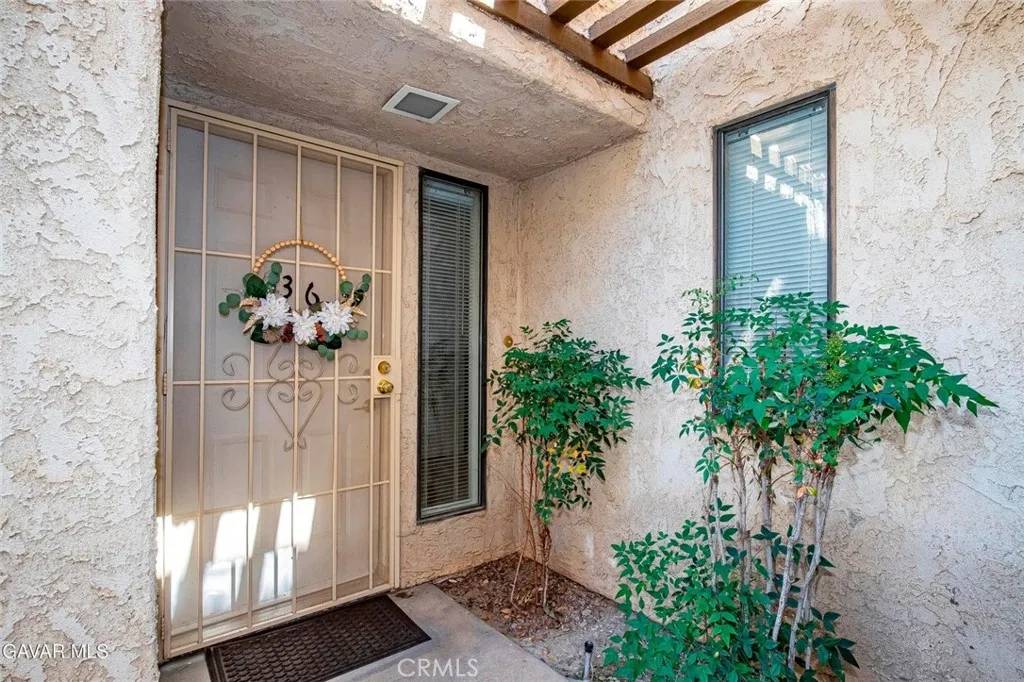 425 W Avenue J5 #36, Lancaster, CA 93534