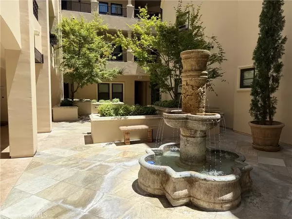 Studio City, CA 91604,12045 Hoffman Street #405