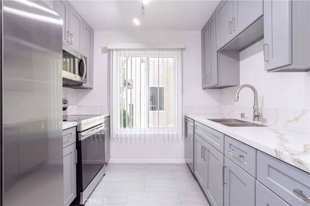 Culver City, CA 90230,7205 Summertime Lane