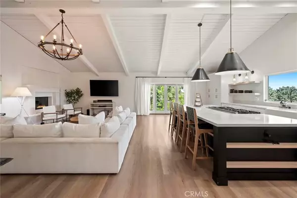 Calabasas, CA 91302,3532 Mesquite Drive