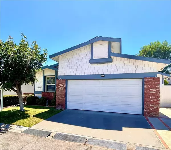 Castaic, CA 91384,32031 Emerald Lane