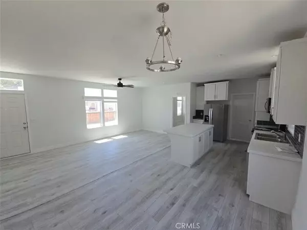 Perris, CA 92571,350 E San Jacinto #31
