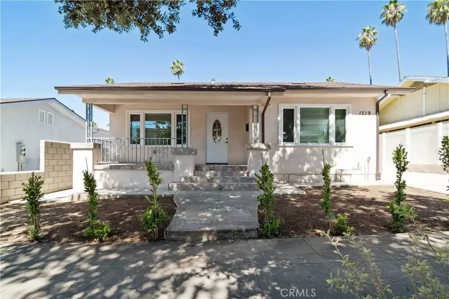 1319 N Hudson Avenue, Pasadena, CA 91104