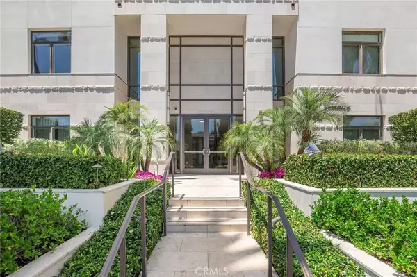 Beverly Hills, CA 90210,447 N Doheny Drive #104