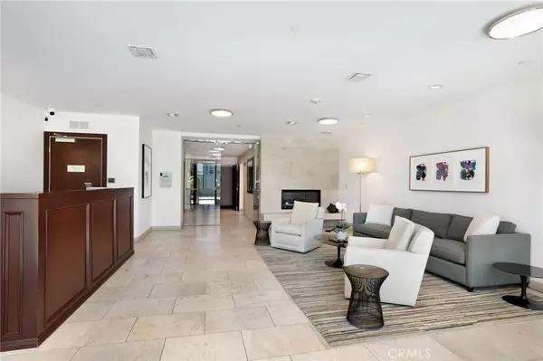 Beverly Hills, CA 90210,447 N Doheny Drive #104