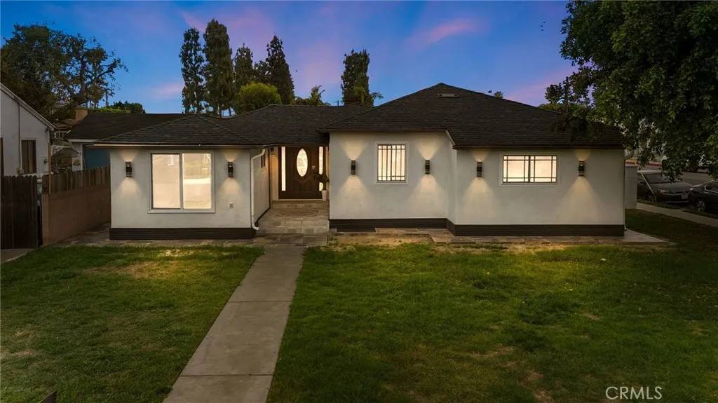 9246 Manzanar Avenue, Downey, CA 90240