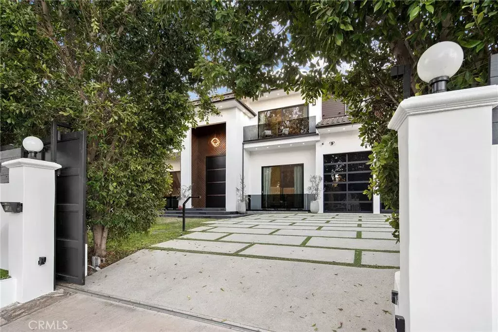 Tarzana, CA 91356,5535 Shirley Avenue