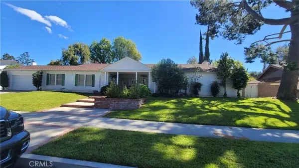 9560 Shoshone Avenue, Northridge, CA 91325