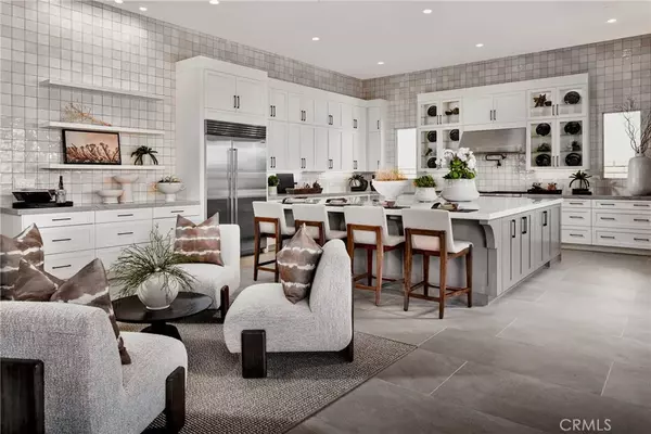 Valencia, CA 91354,30029 N Avenida Sierra Madre