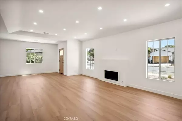 Valley Village, CA 91602,4702 Kraft Avenue