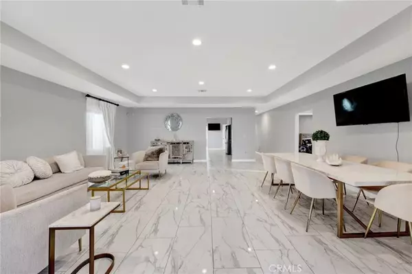 Van Nuys, CA 91405,14148 Cohasset Street