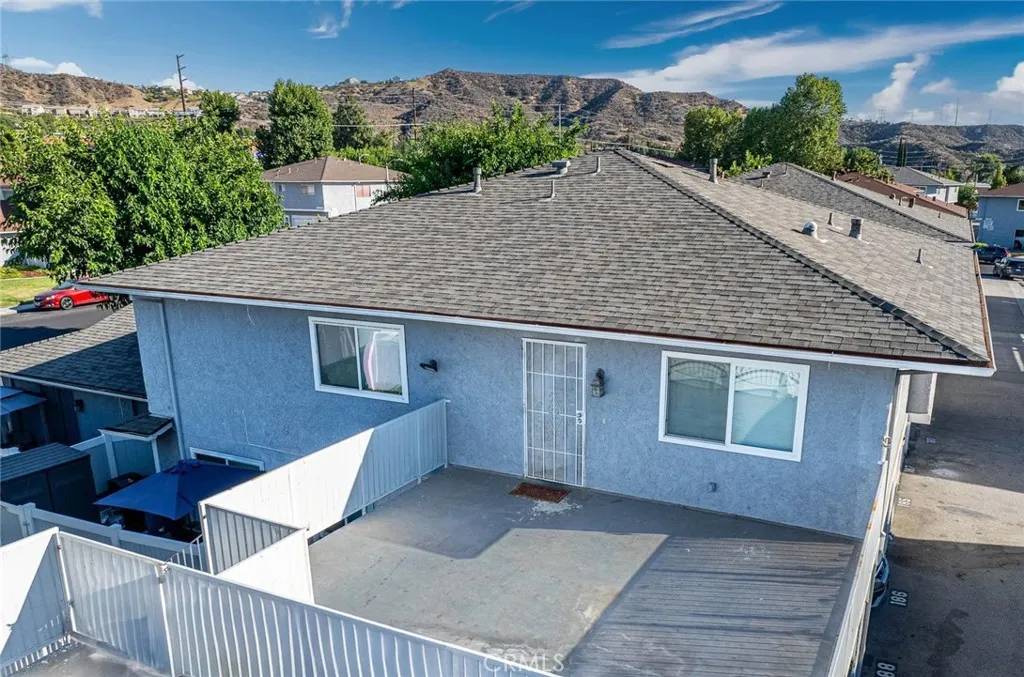 Saugus, CA 91350,28023 Robin Avenue