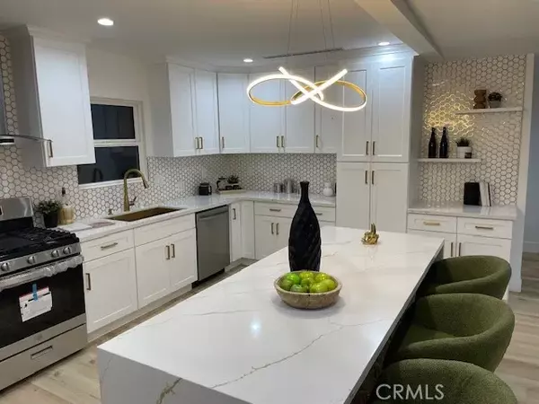 Winnetka, CA 91306,20406 Londelius Street