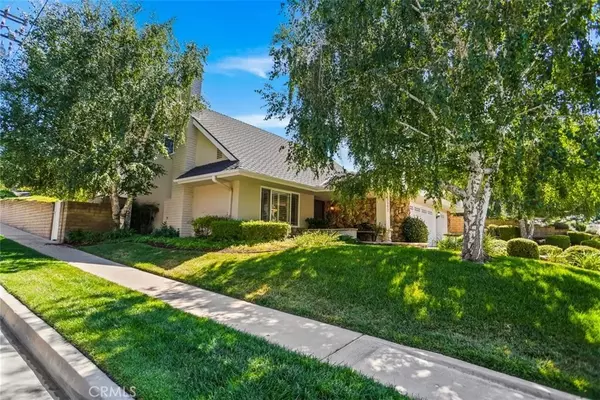 Newhall, CA 91321,23502 Highland Glen Drive