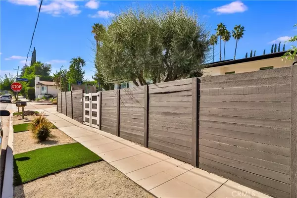 Woodland Hills, CA 91367,23861 Califa Street