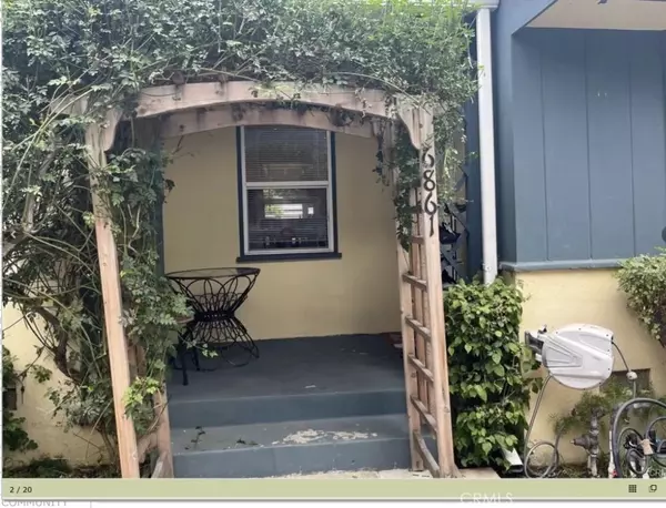 Reseda, CA 91335,6861 N White Oak Avenue