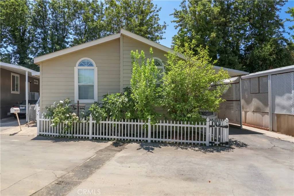4201 Topanga Canyon #119, Woodland Hills, CA 91364