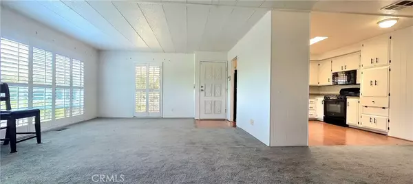 San Jacinto, CA 92583,2230 Lake Park #221