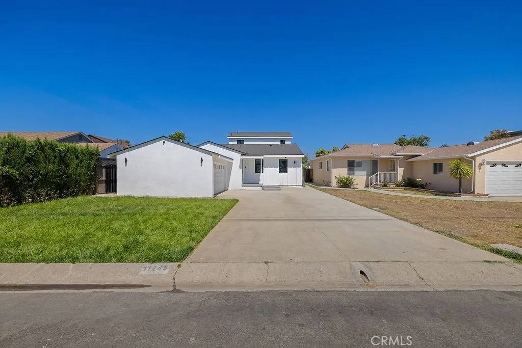 11245 Greenlawn Avenue, Culver City, CA 90230