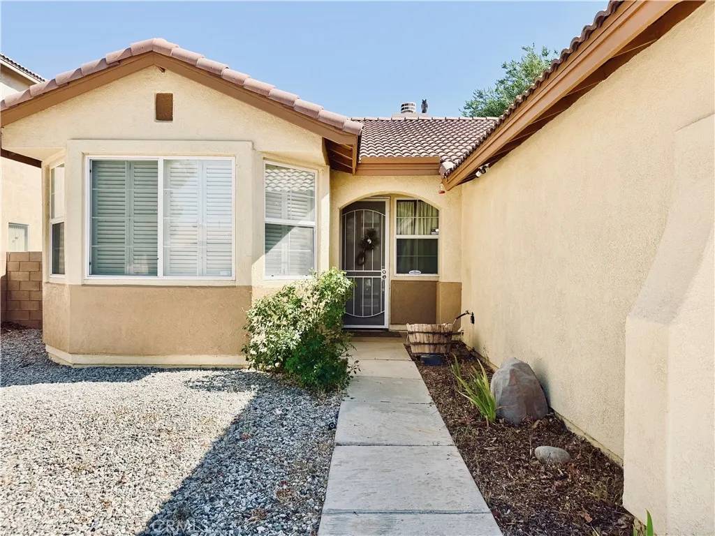 1250 W Avenue H7, Lancaster, CA 93534