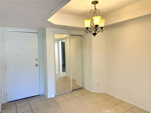 Winnetka, CA 91306,7640 Oso Avenue #316