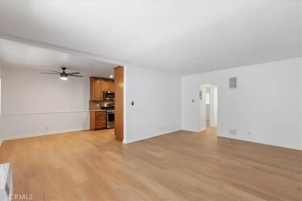 Glendale, CA 91205,135 S Belmont Street #3
