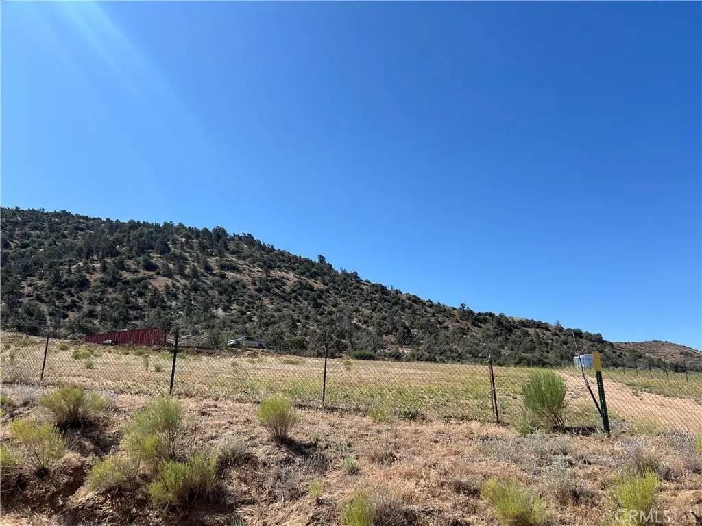 Tehachapi, CA 93561,0 Pine Grove