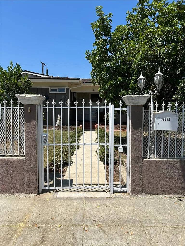 Winnetka, CA 91306,20415 Roscoe Boulevard