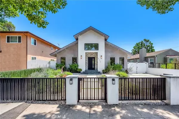 Sherman Oaks, CA 91423,5110 Greenbush Avenue