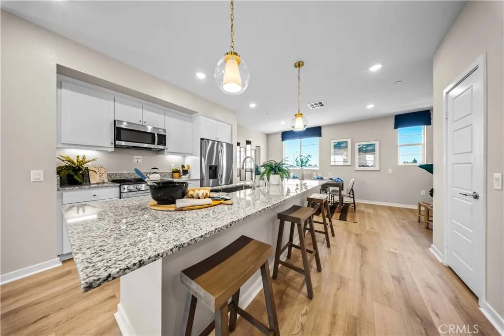 2860 Via Descanso, Camarillo, CA 93012