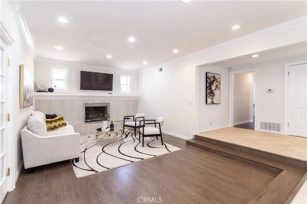 Porter Ranch, CA 91326,18308 Lahey Street