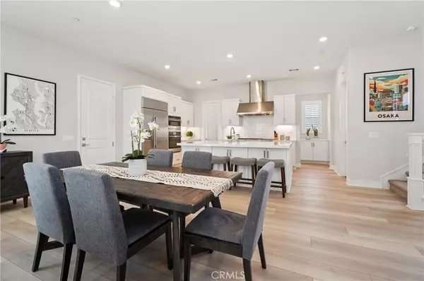 Valencia, CA 91381,27008 Declaration Road