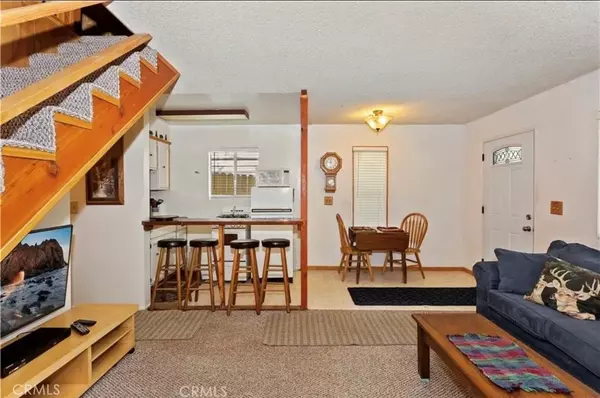 Sugarloaf, CA 92386,370 Victoria Lane