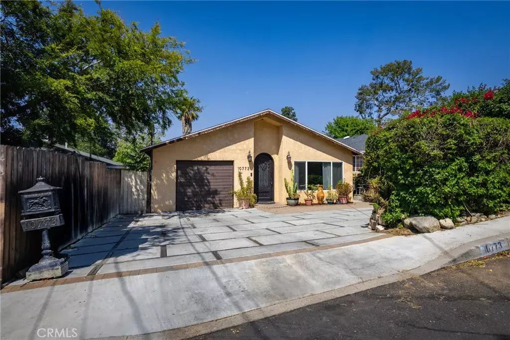 Tujunga, CA 91042,10773 Redmont Avenue