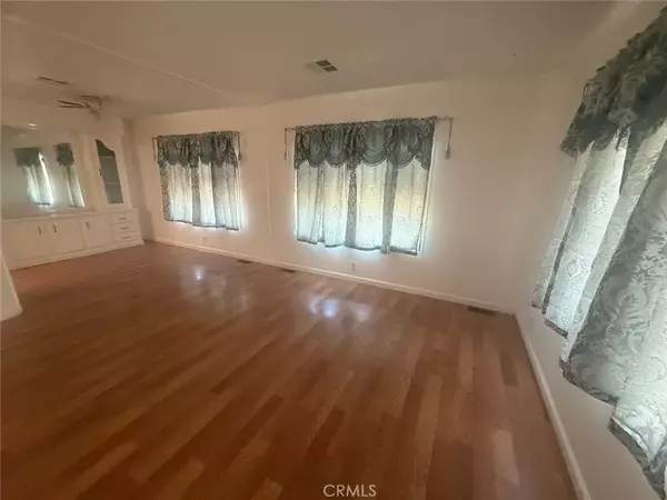 Lake Elsinore, CA 92530,33013 Arbolado Lane