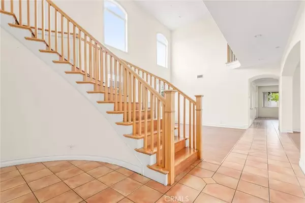 Redondo Beach, CA 90277,623 N Paulina Avenue