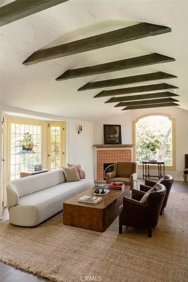 Sherman Oaks, CA 91403,15113 Encanto Drive