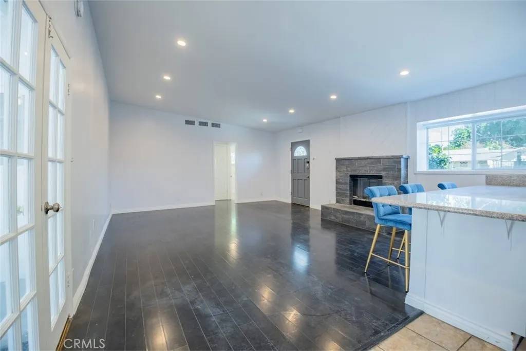 North Hills, CA 91343,8561 Orion Avenue