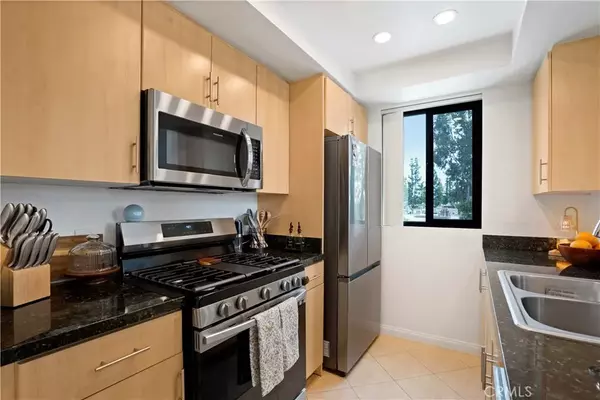Canoga Park, CA 91304,7826 Topanga Canyon Boulevard #301