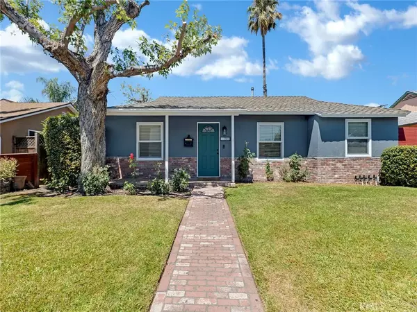 Lake Balboa, CA 91406,7517 Louise Avenue