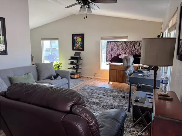 Castaic, CA 91384,30000 Hasley Canyon Road #104