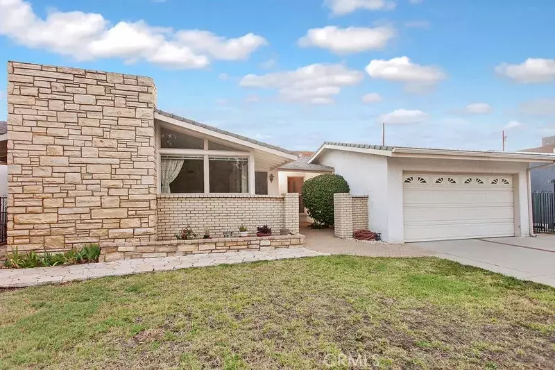 Van Nuys, CA 91405,6913 Bevis Avenue