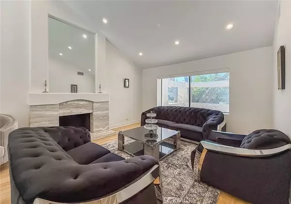 Winnetka, CA 91306,20208 Blythe St Street