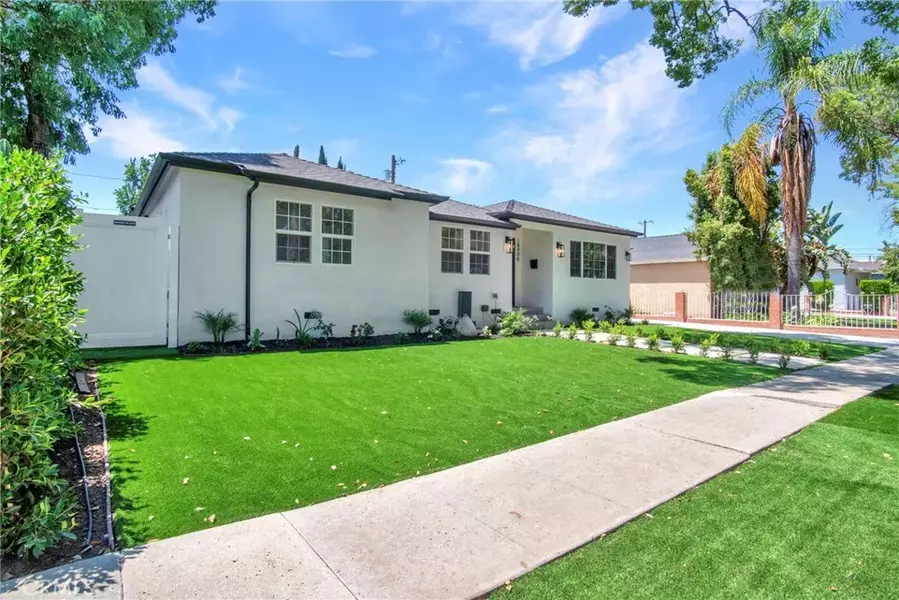 18406 Jovan Street, Tarzana, CA 91335