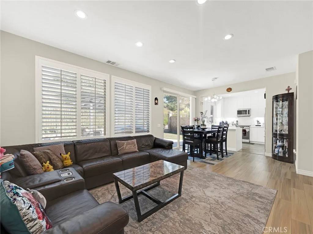 Canyon Country, CA 91387,17430 Dusty Willow Court