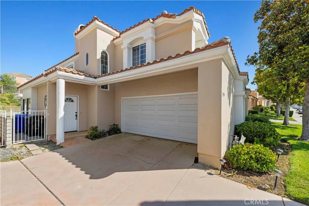 25815 Dickens Court #8, Stevenson Ranch, CA 91381