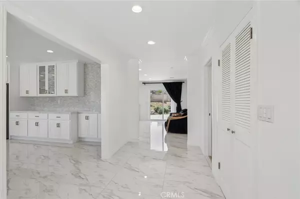 Northridge, CA 91325,17158 Citronia Street