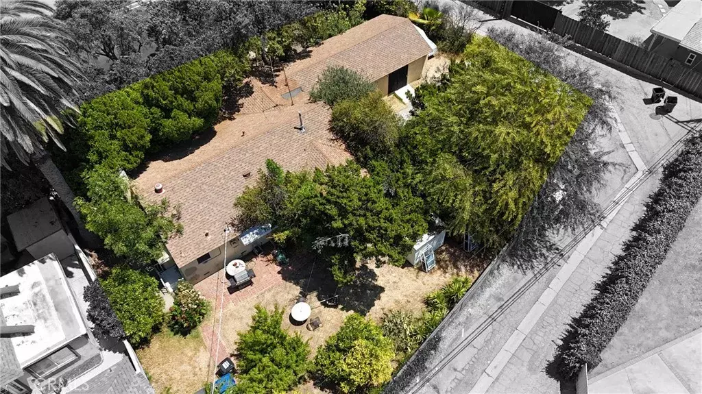 Tarzana, CA 91356,19138 Topham Street