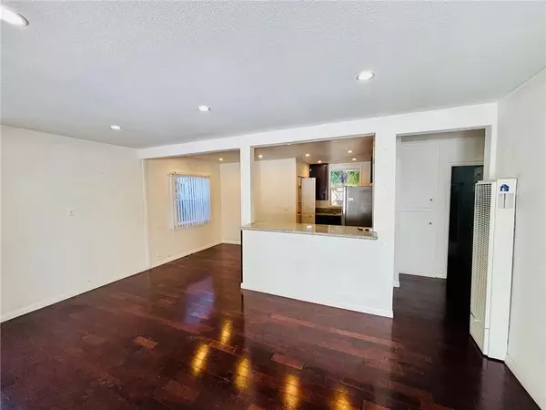 Van Nuys, CA 91405,14756 Lemay Street